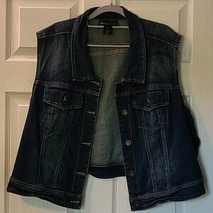 LANE BRYANT BLUE JEAN DENIM VEST JACKET 26